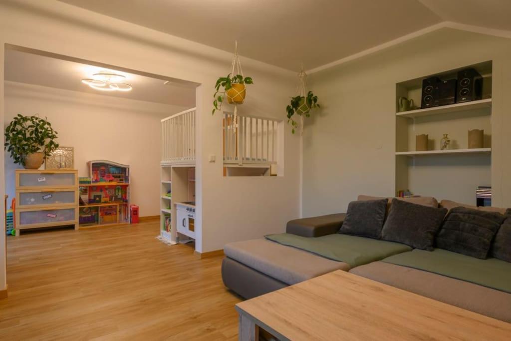 Family Apartment Бад Гойзерн Екстериор снимка